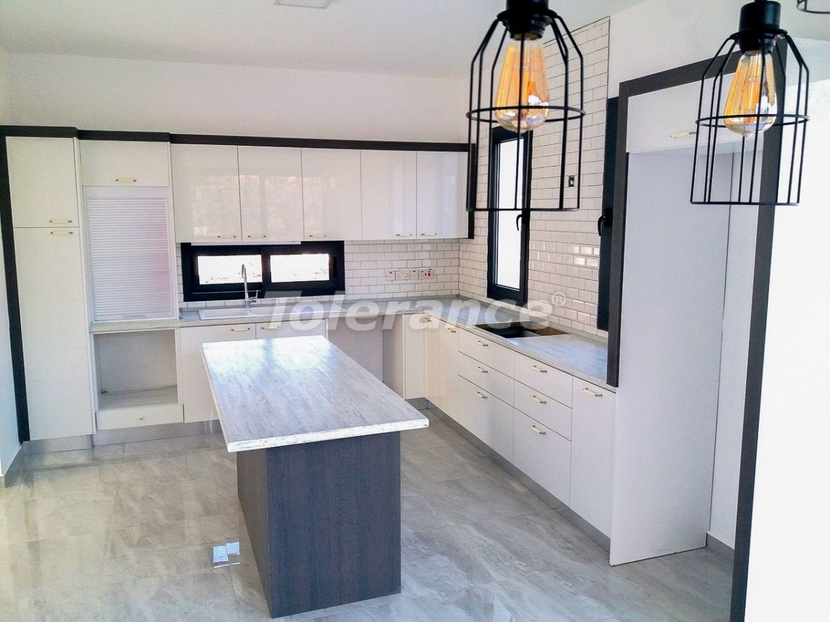 Вилла в Алсанджаке, Кипр, 180 м² - фото 2