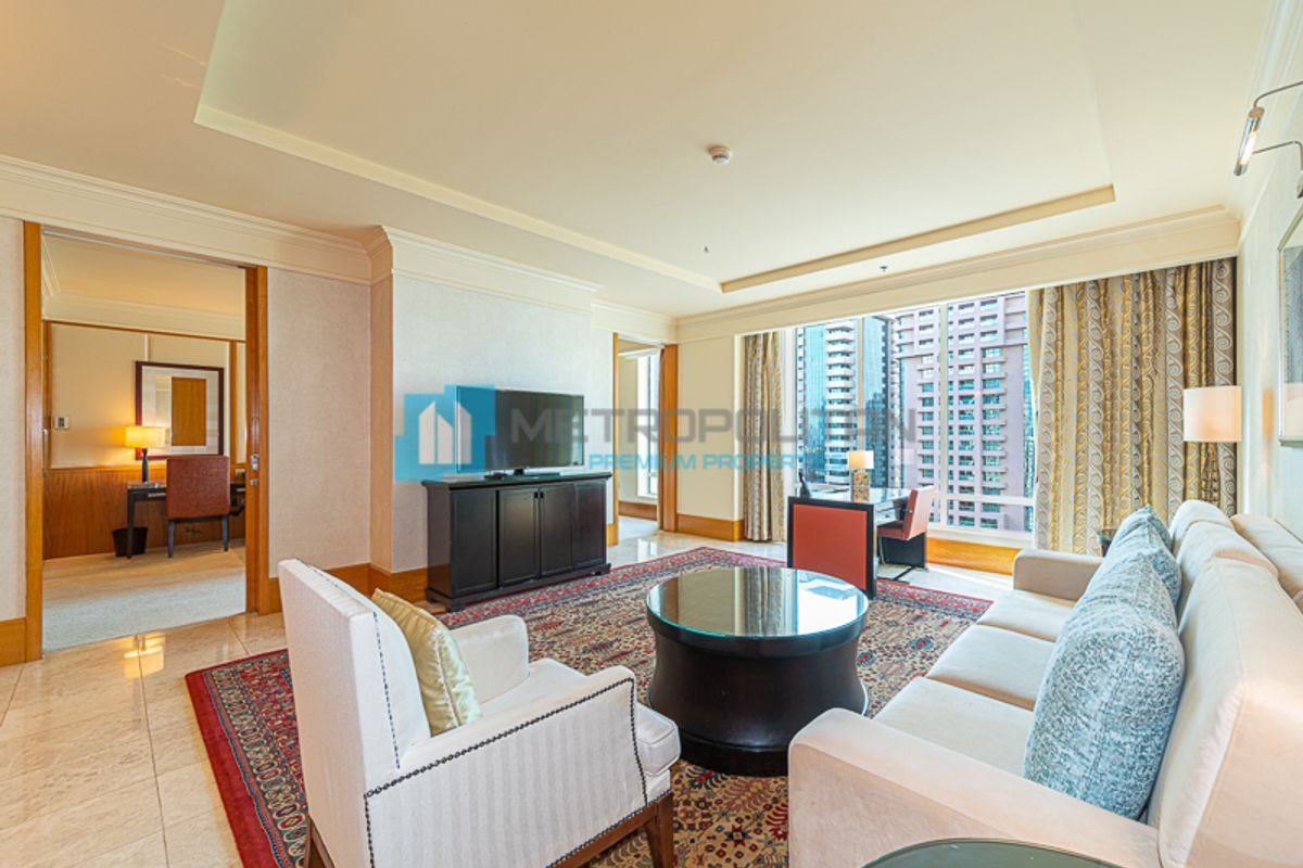 Отель, гостиница в Дубае, ОАЭ, 193 м2 - фото 1
