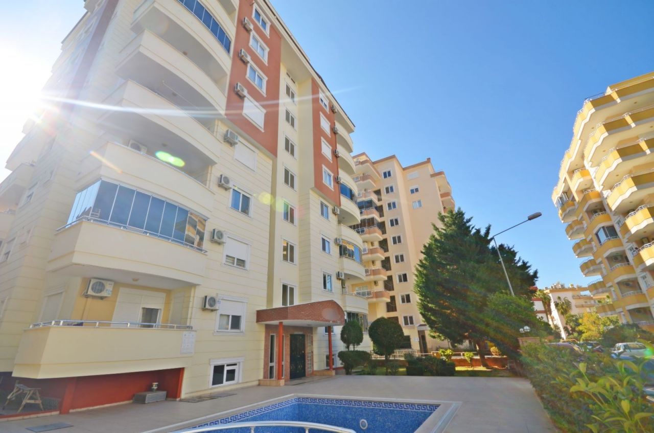 Квартира в Алании, Турция, 200 м2 - фото 1