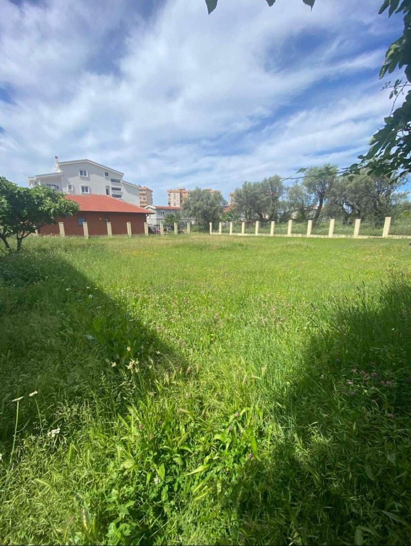 Земля в Баре, Черногория, 800 м² - фото 3