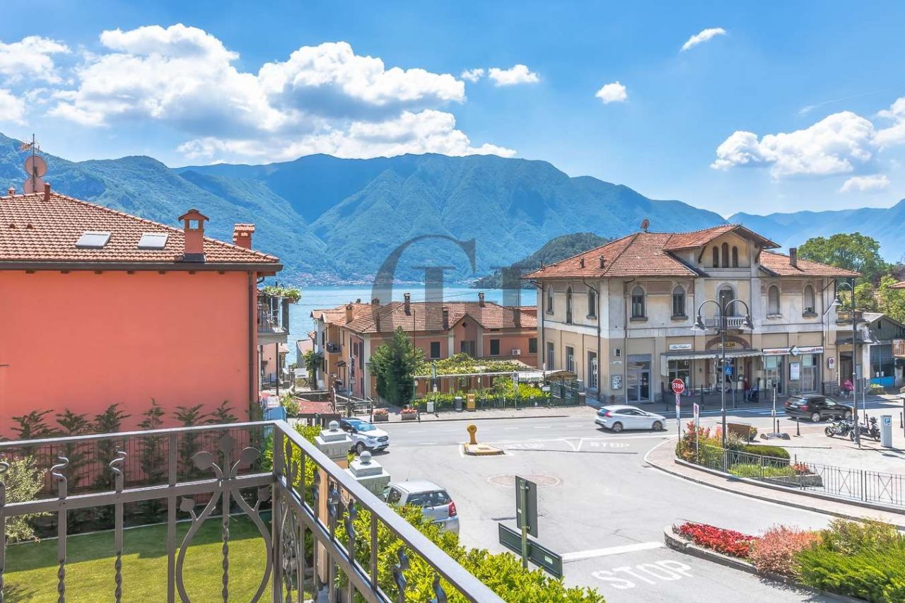 Вилла у озера Комо, Италия, 260 м² - фото 6