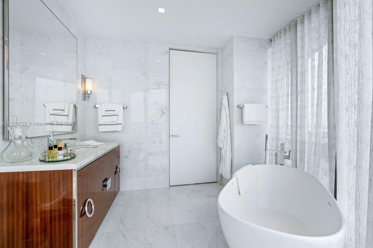 Квартира в Майами, США, 300 м² - фото 6