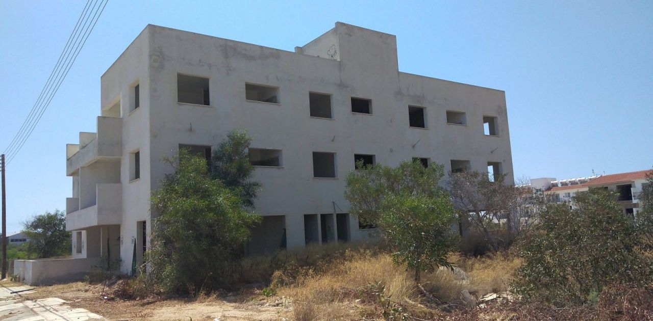 Коммерческая недвижимость в Протарасе, Кипр, 592 м2 - фото 1