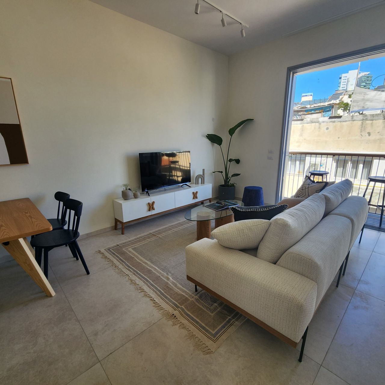 Квартира в Тель-Авиве, Израиль, 69 м² - фото 2