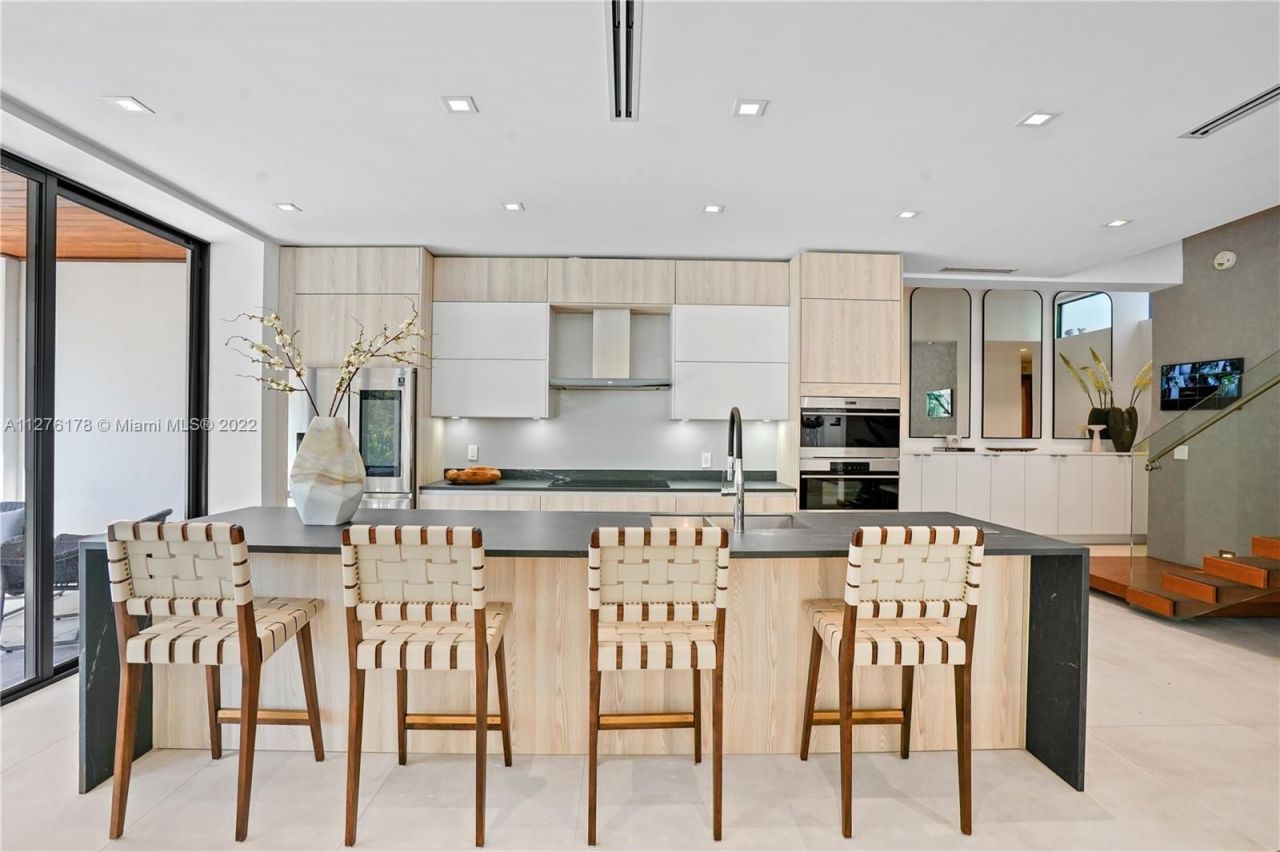 Вилла в Майами, США, 430 м² - фото 8