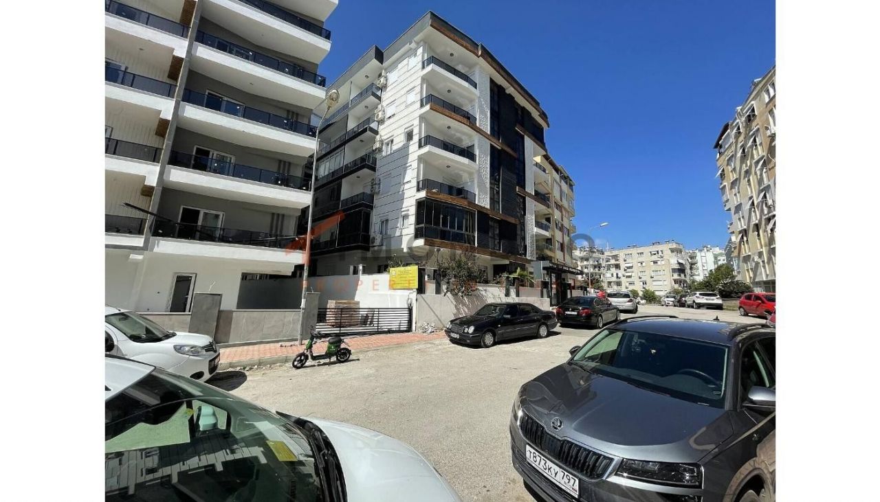 Квартира в Анталии, Турция, 80 м² - фото 1