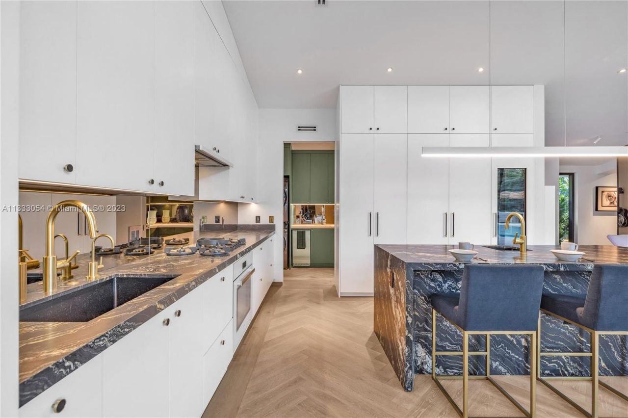 Вилла в Майами, США, 300 м² - фото 15