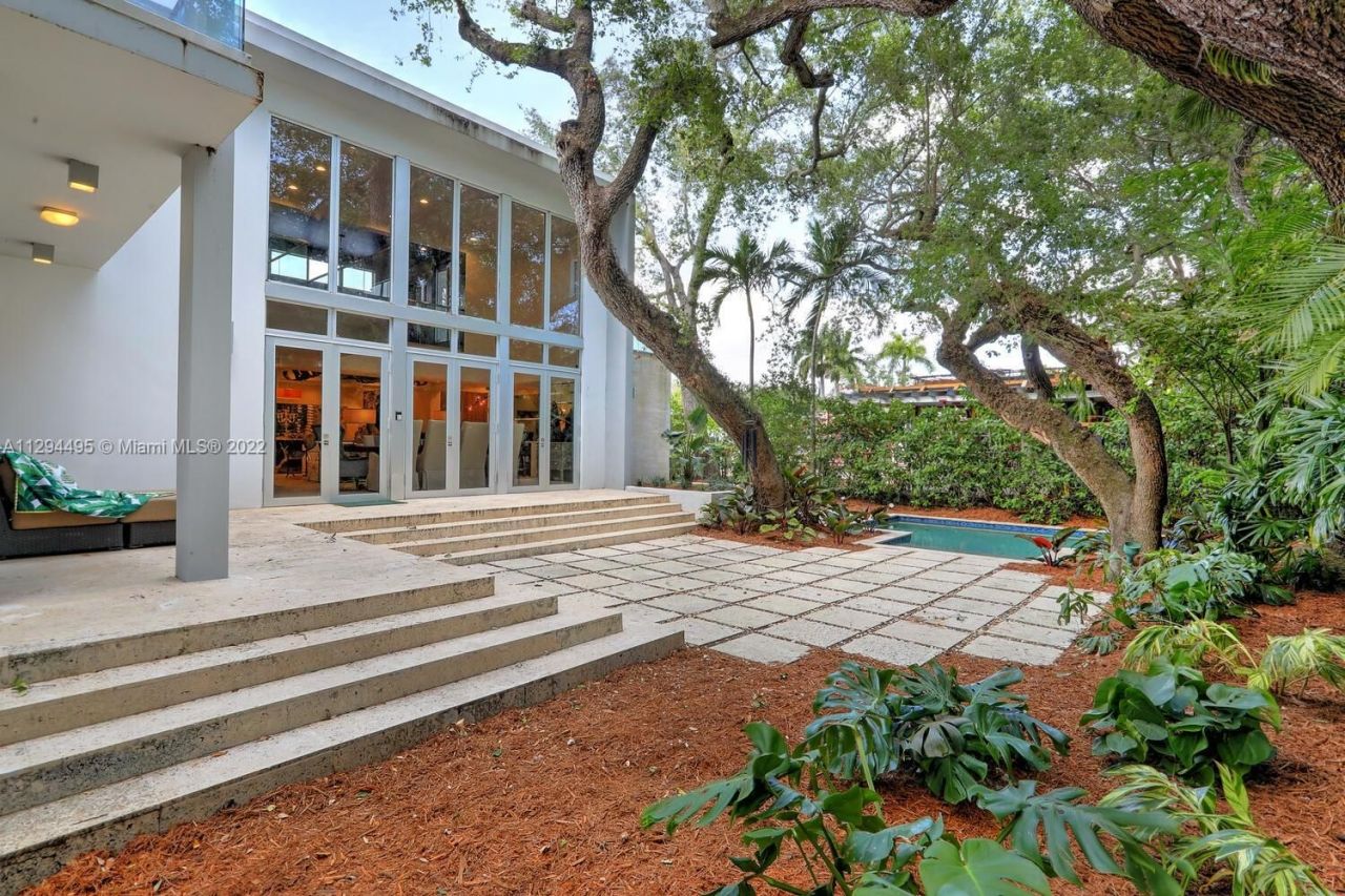 Вилла в Майами, США, 400 м² - фото 2