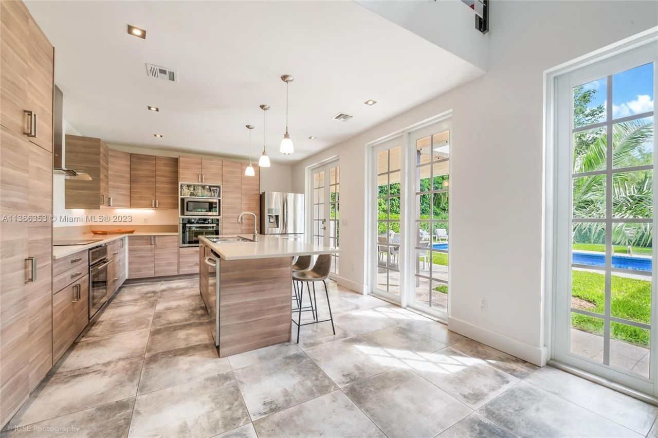 Дом в Майами, США, 400 м² - фото 11