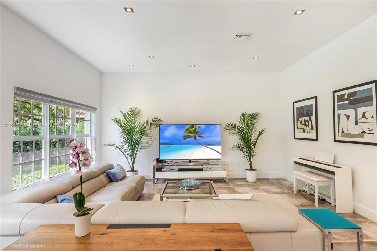 Дом в Майами, США, 400 м² - фото 6