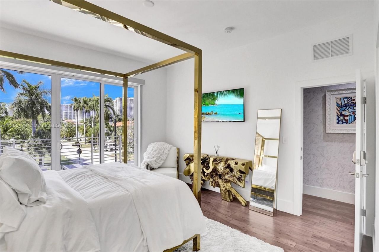 Коттедж в Майами, США, 300 м² - фото 14