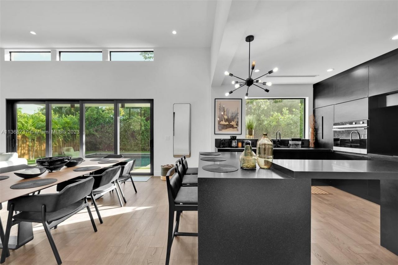 Коттедж в Майами, США, 200 м² - фото 14