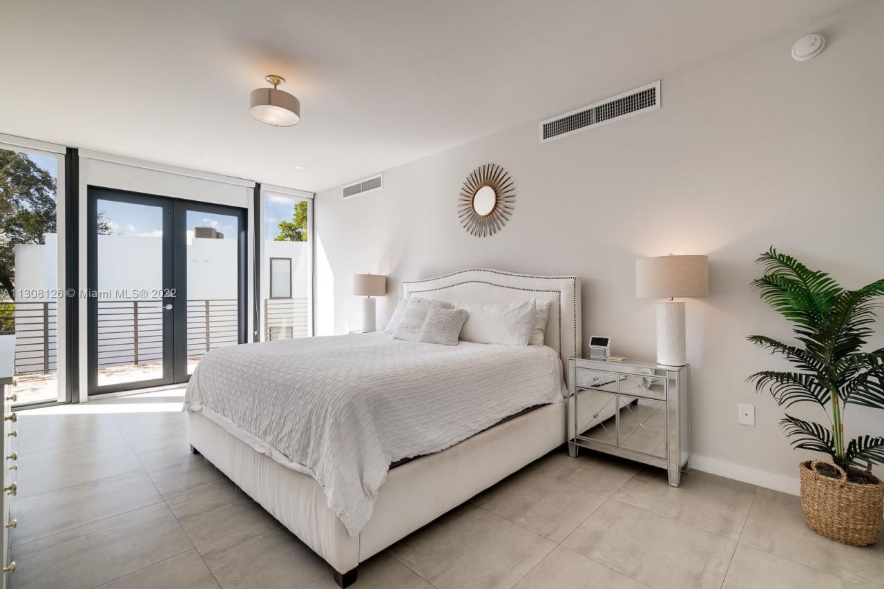 Коттедж в Майами, США, 200 м² - фото 11