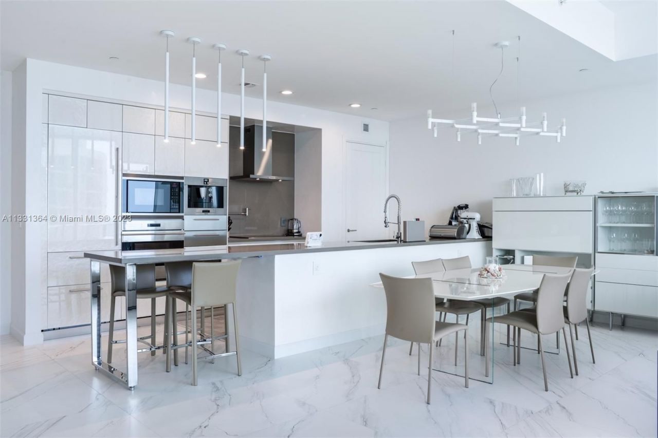 Квартира в Майами, США, 180 м² - фото 12