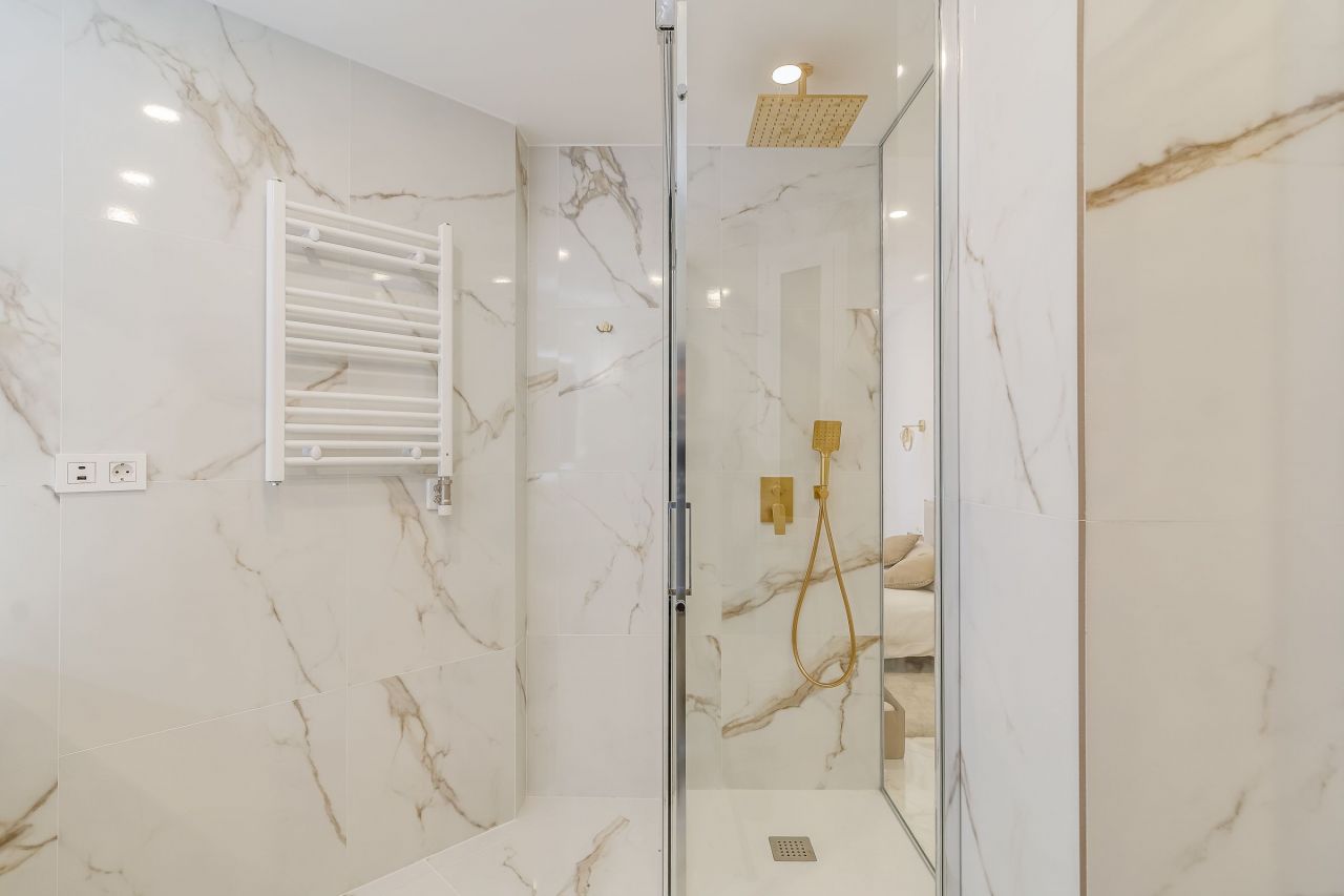 Квартира в Барселоне, Испания, 109 м² - фото 7