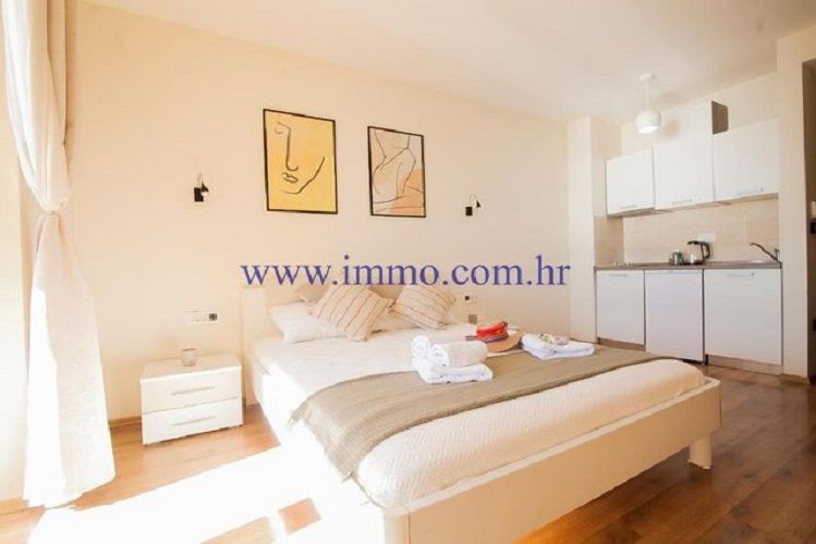 Отель, гостиница на острове Брач, Хорватия, 1 150 м² - фото 8