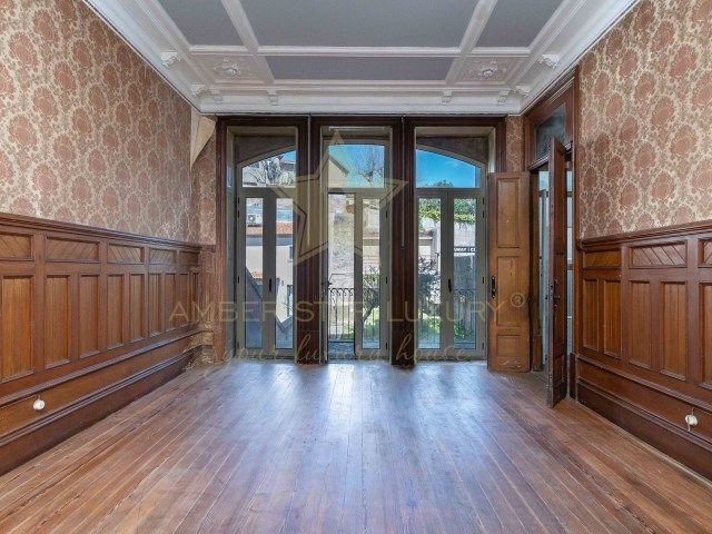 Коммерческая недвижимость в Порту, Португалия, 600 м² - фото 2