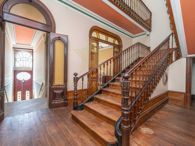 Коммерческая недвижимость в Порту, Португалия, 600 м² - фото 10