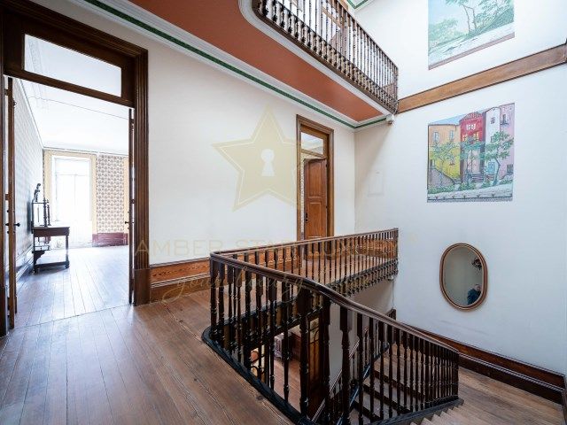 Коммерческая недвижимость в Порту, Португалия, 600 м² - фото 9