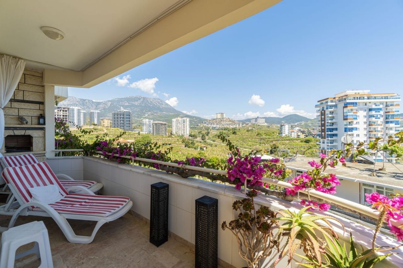 Квартира в Алании, Турция, 100 м² - фото 2