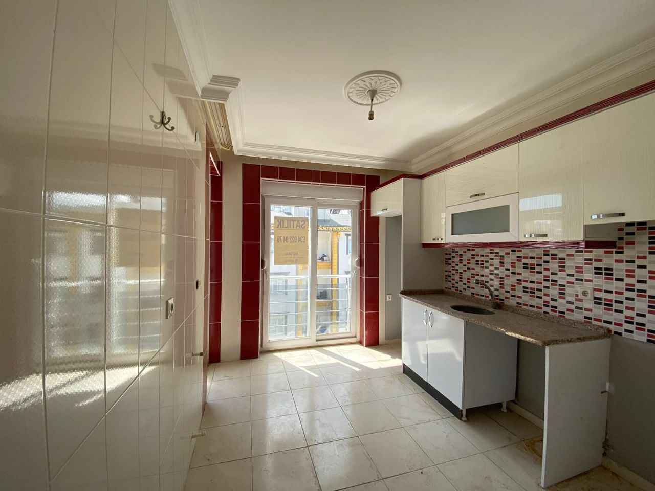 Квартира в Анталии, Турция, 65 м² - фото 1