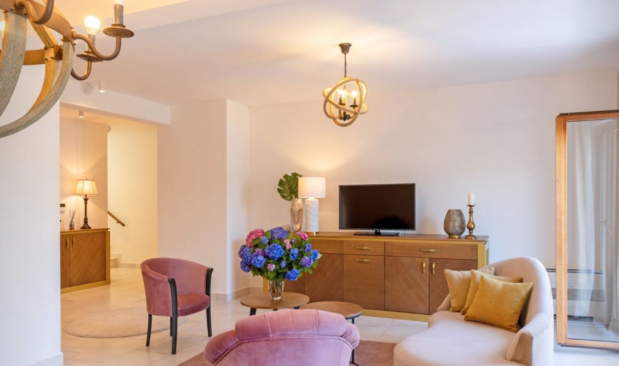 Вилла в Доброте, Черногория, 198 м² - фото 9