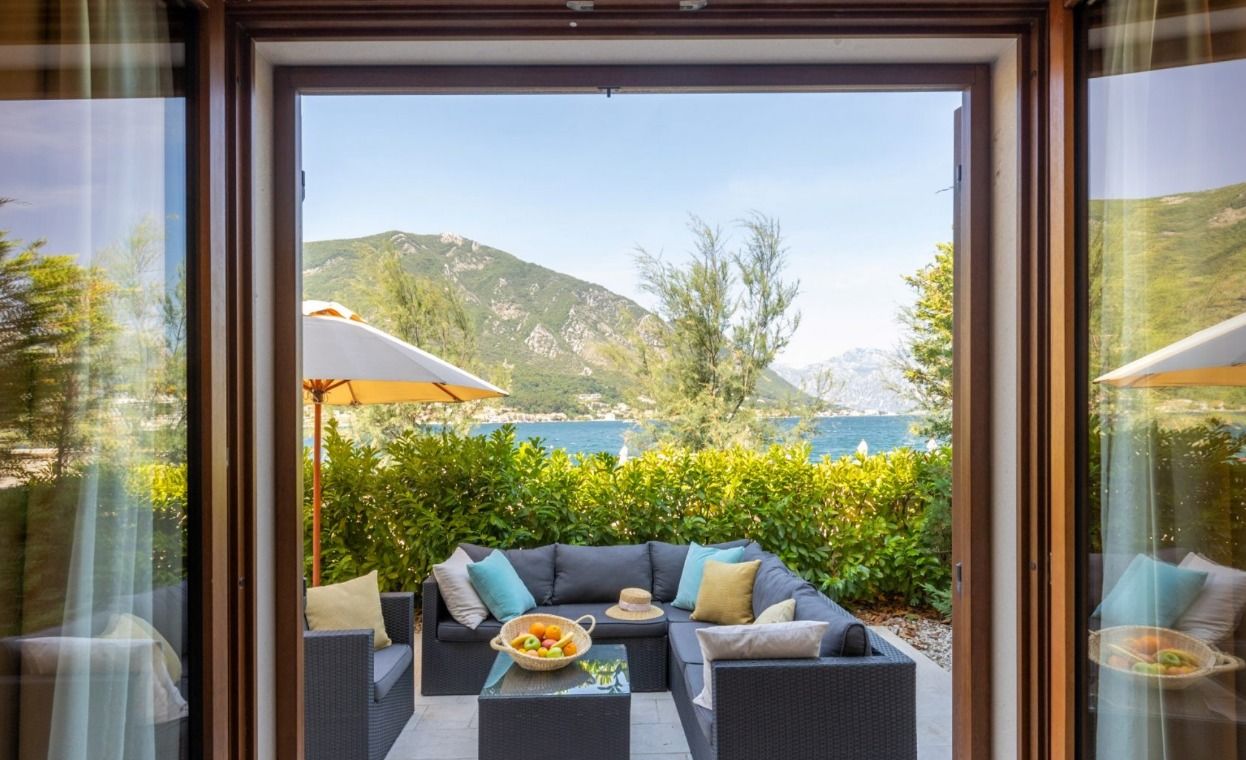 Вилла в Доброте, Черногория, 198 м² - фото 11