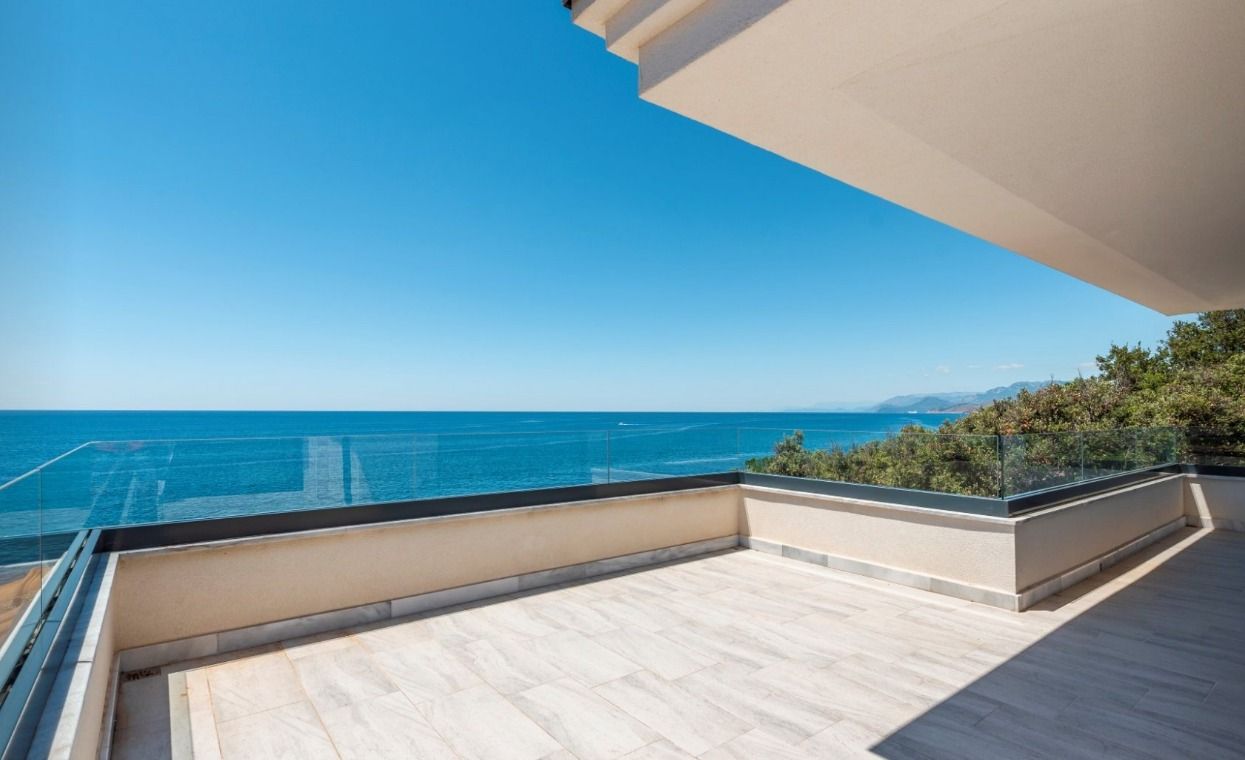 Квартира в Баре, Черногория, 360 м² - фото 11