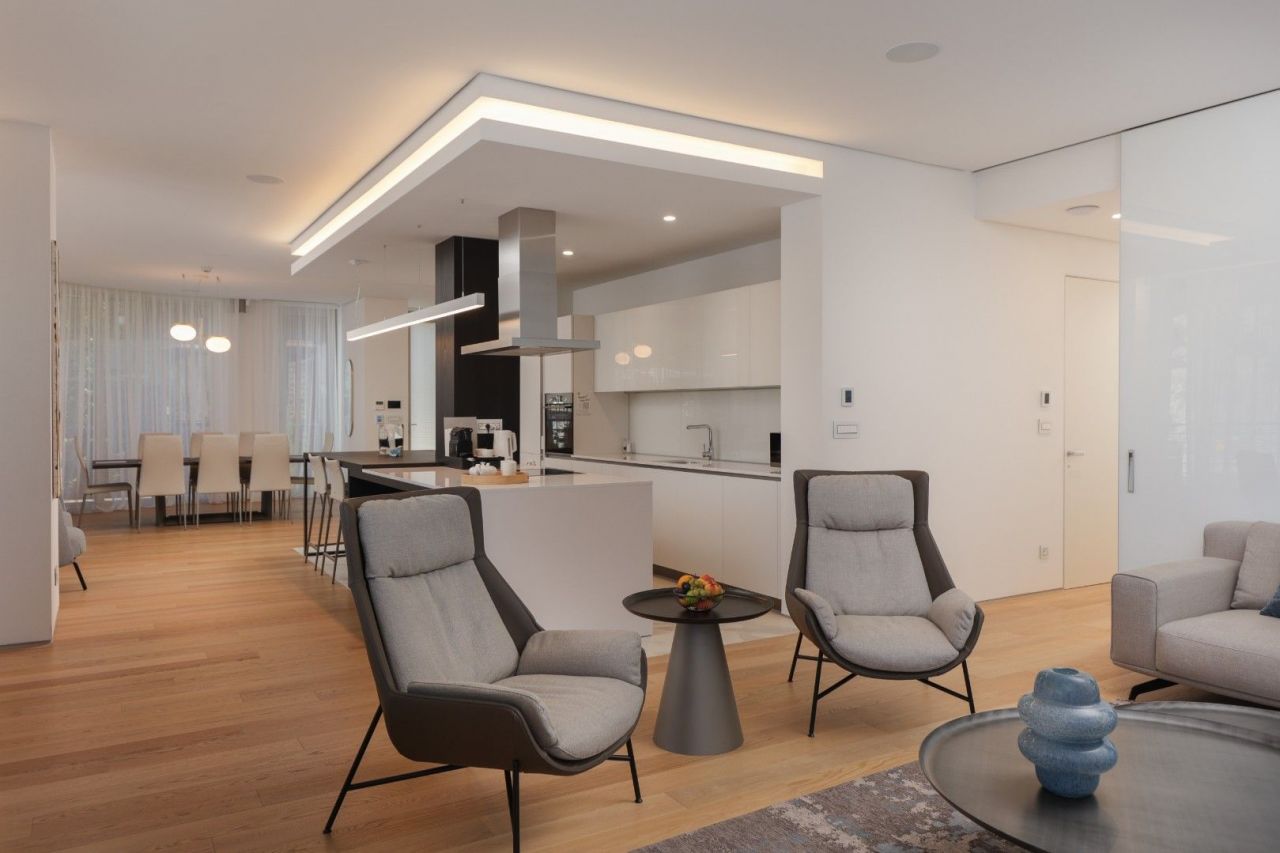 Квартира в Будве, Черногория, 571 м² - фото 18