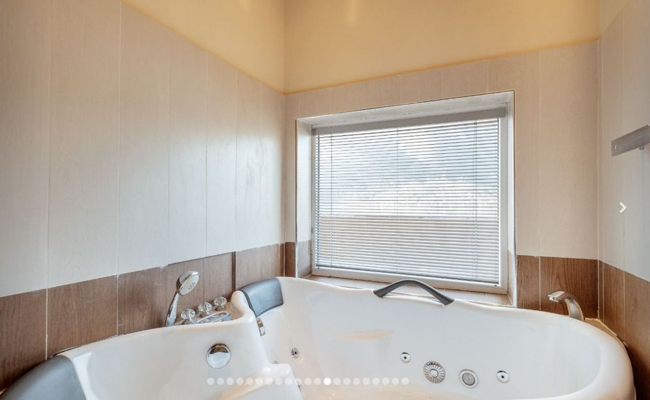 Вилла в Доброте, Черногория, 246 м² - фото 19