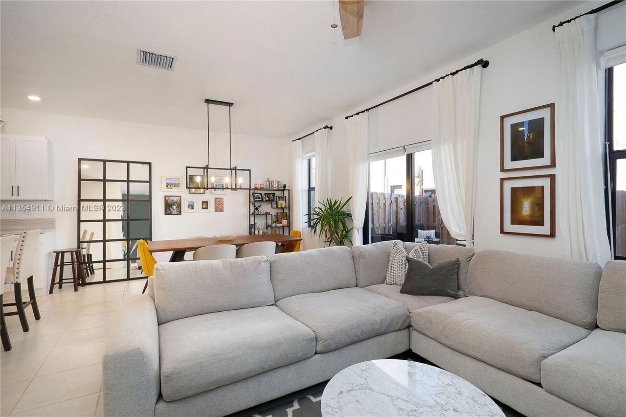 Таунхаус в Майами, США, 140 м² - фото 14