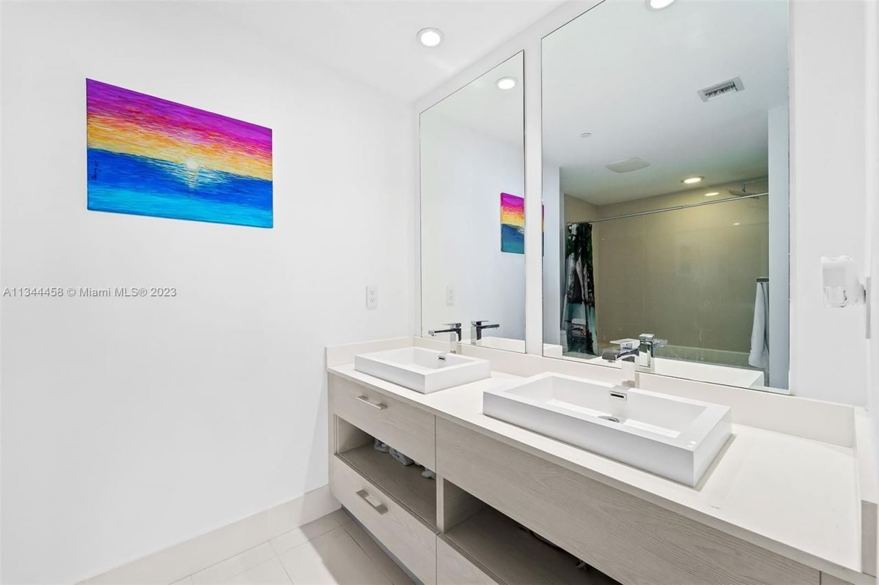 Квартира в Майами, США, 70 м² - фото 10