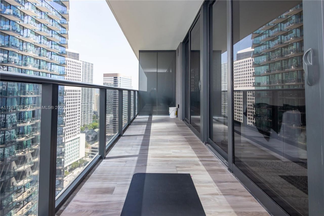 Квартира в Майами, США, 80 м² - фото 2