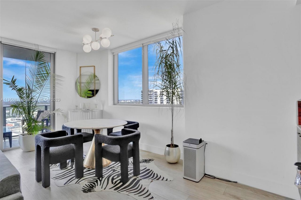 Квартира в Майами, США, 90 м² - фото 13