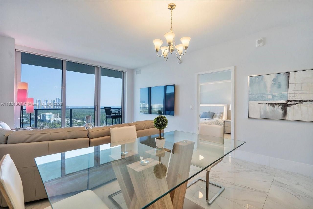 Квартира в Майами, США, 100 м² - фото 2