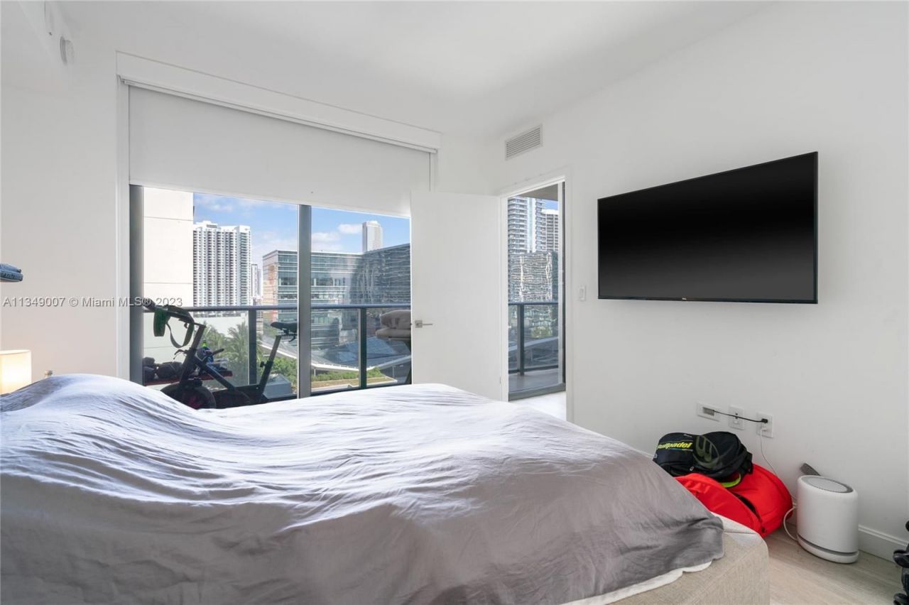 Квартира в Майами, США, 90 м² - фото 8