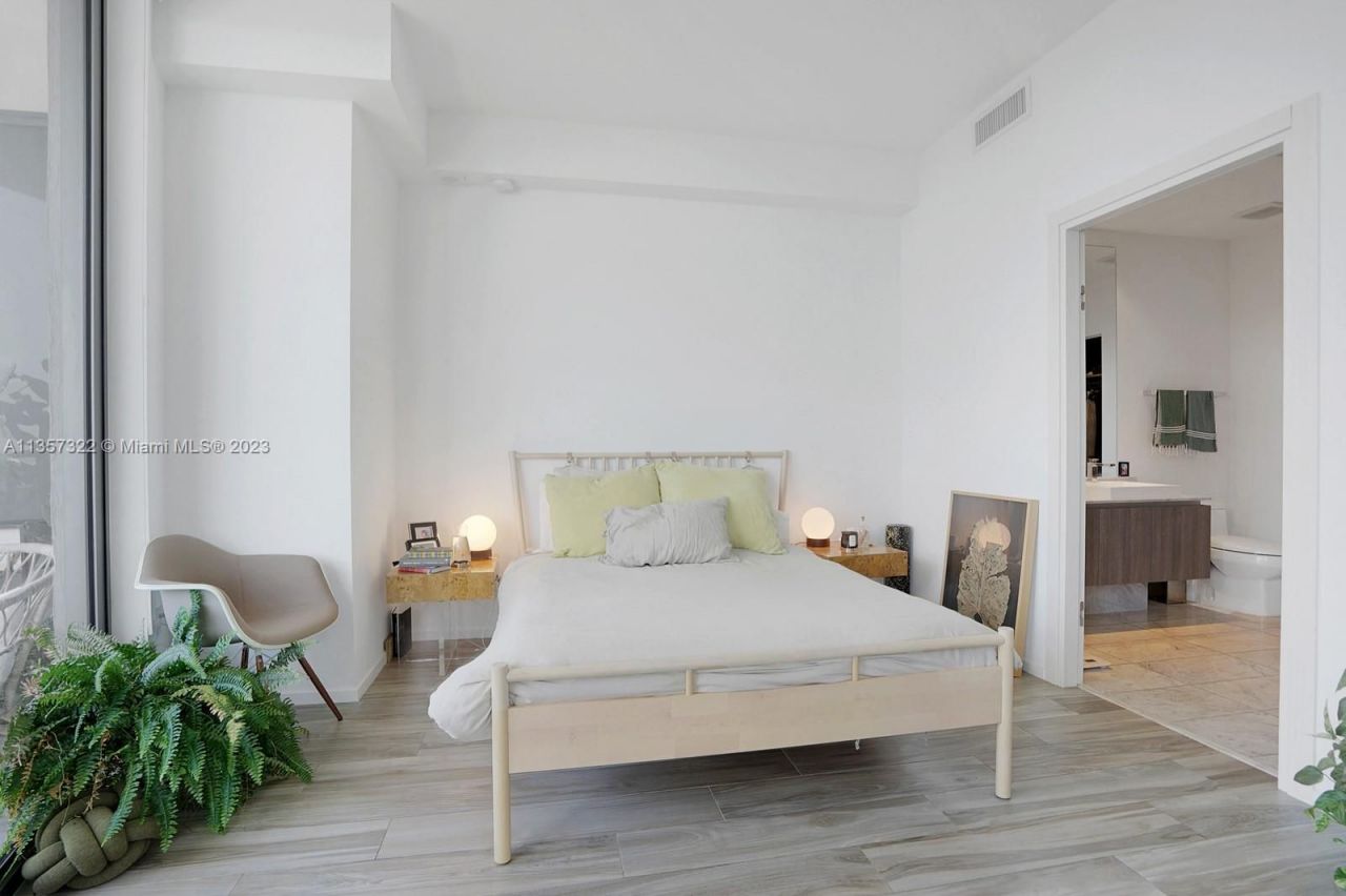 Квартира в Майами, США, 130 м² - фото 13