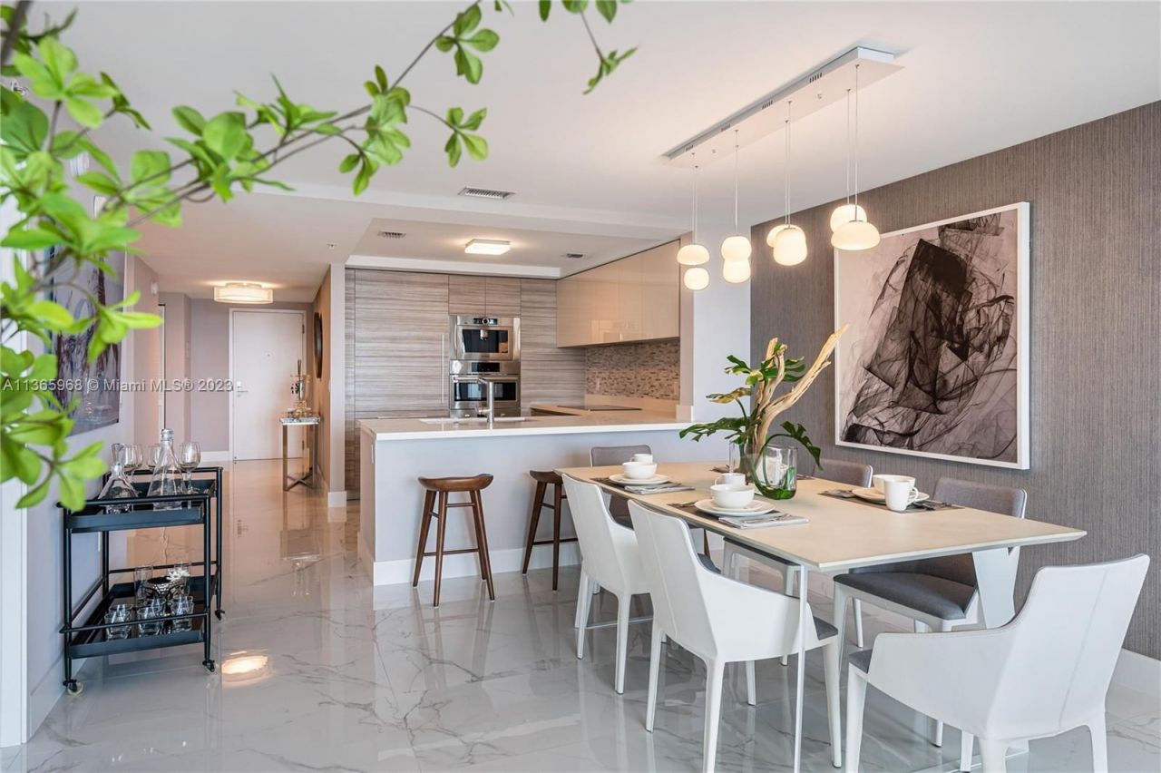 Квартира в Майами, США, 140 м² - фото 16