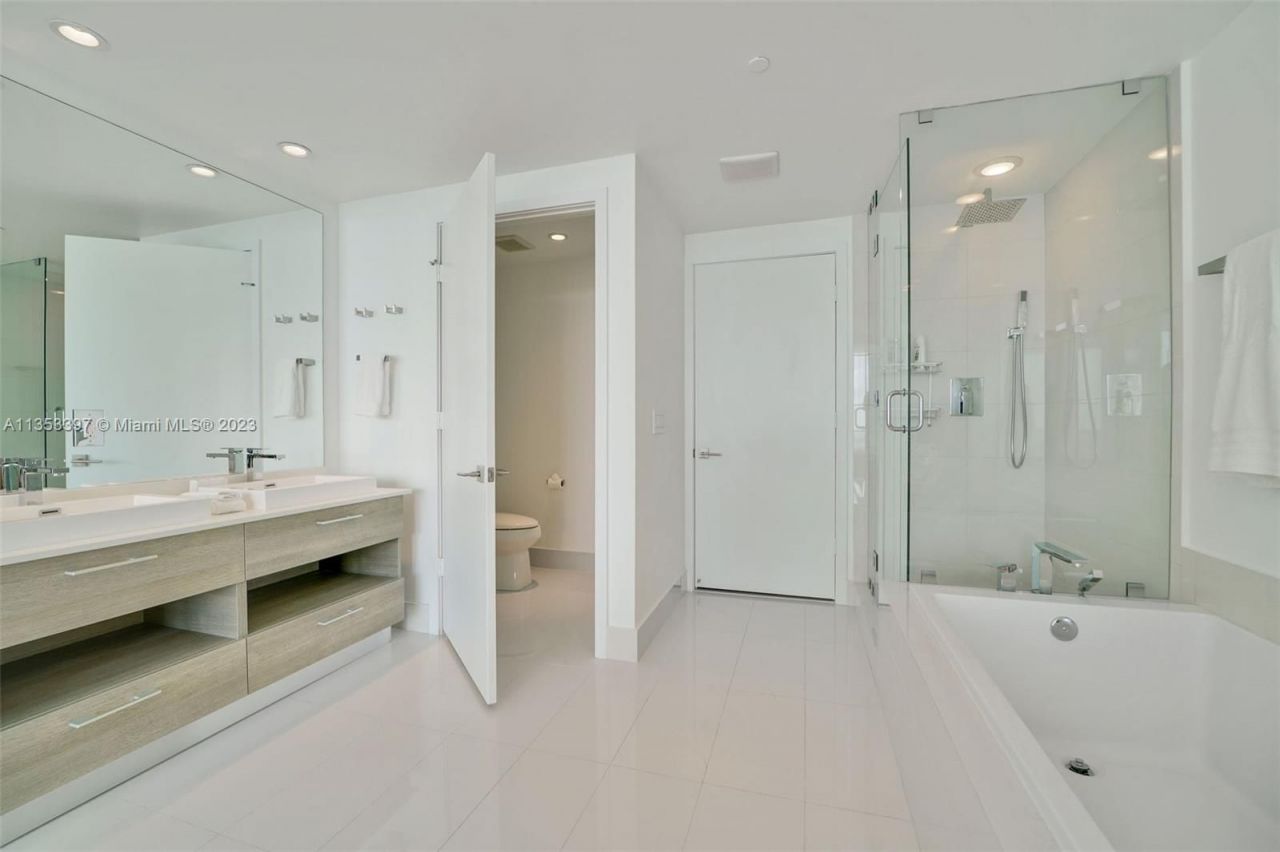 Квартира в Майами, США, 180 м² - фото 9