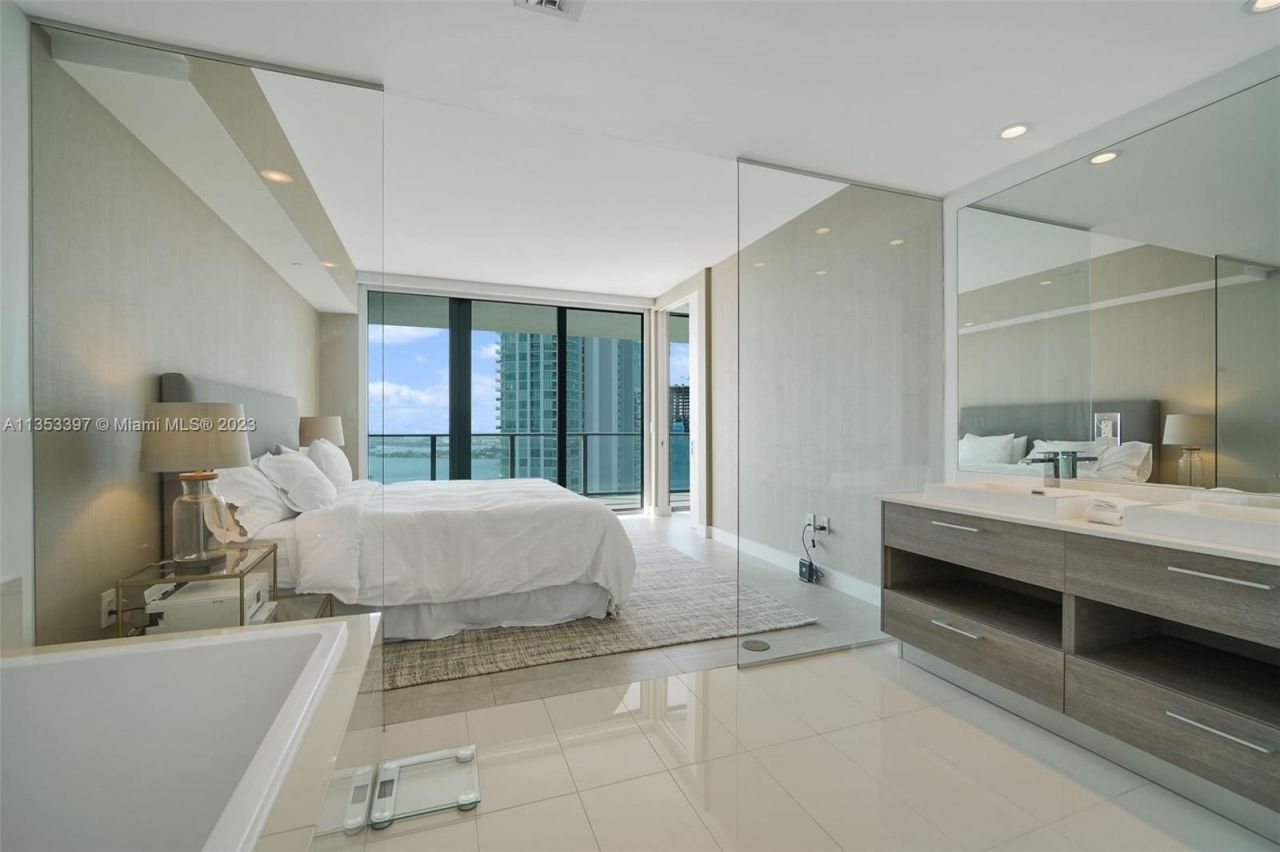 Квартира в Майами, США, 180 м² - фото 11