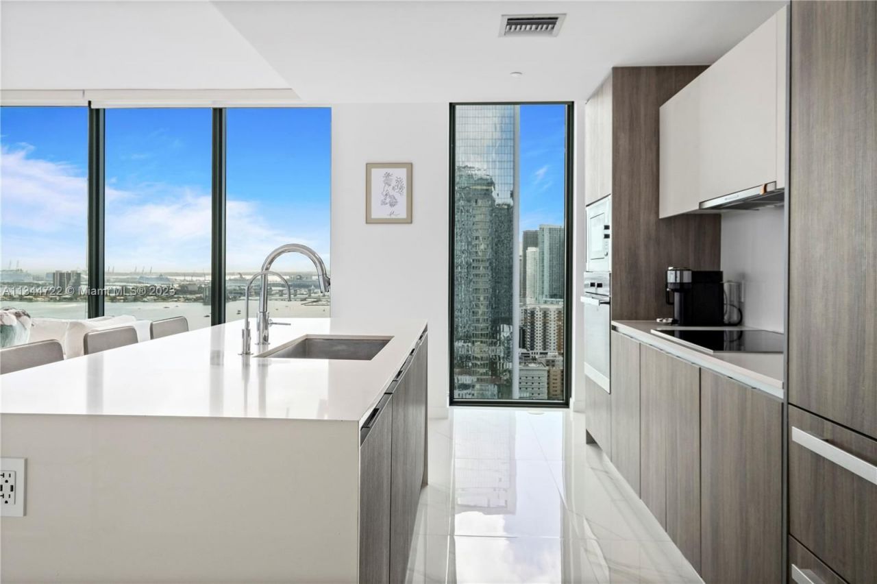 Квартира в Майами, США, 180 м² - фото 14