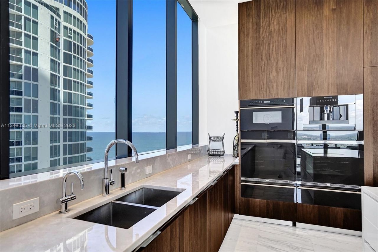 Квартира в Майами, США, 200 м² - фото 9