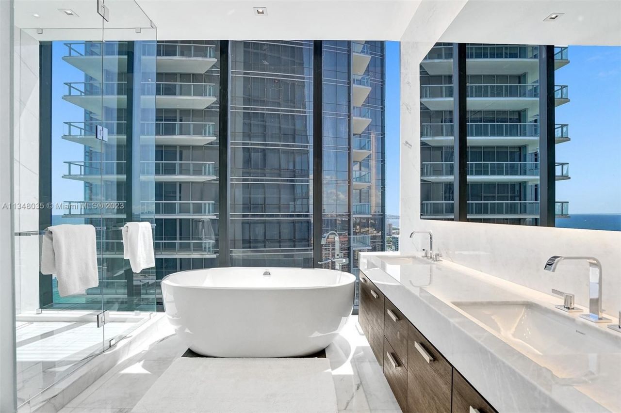 Квартира в Майами, США, 200 м² - фото 15