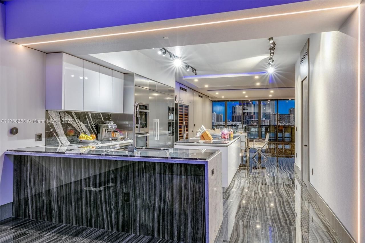 Квартира в Майами, США, 260 м² - фото 14