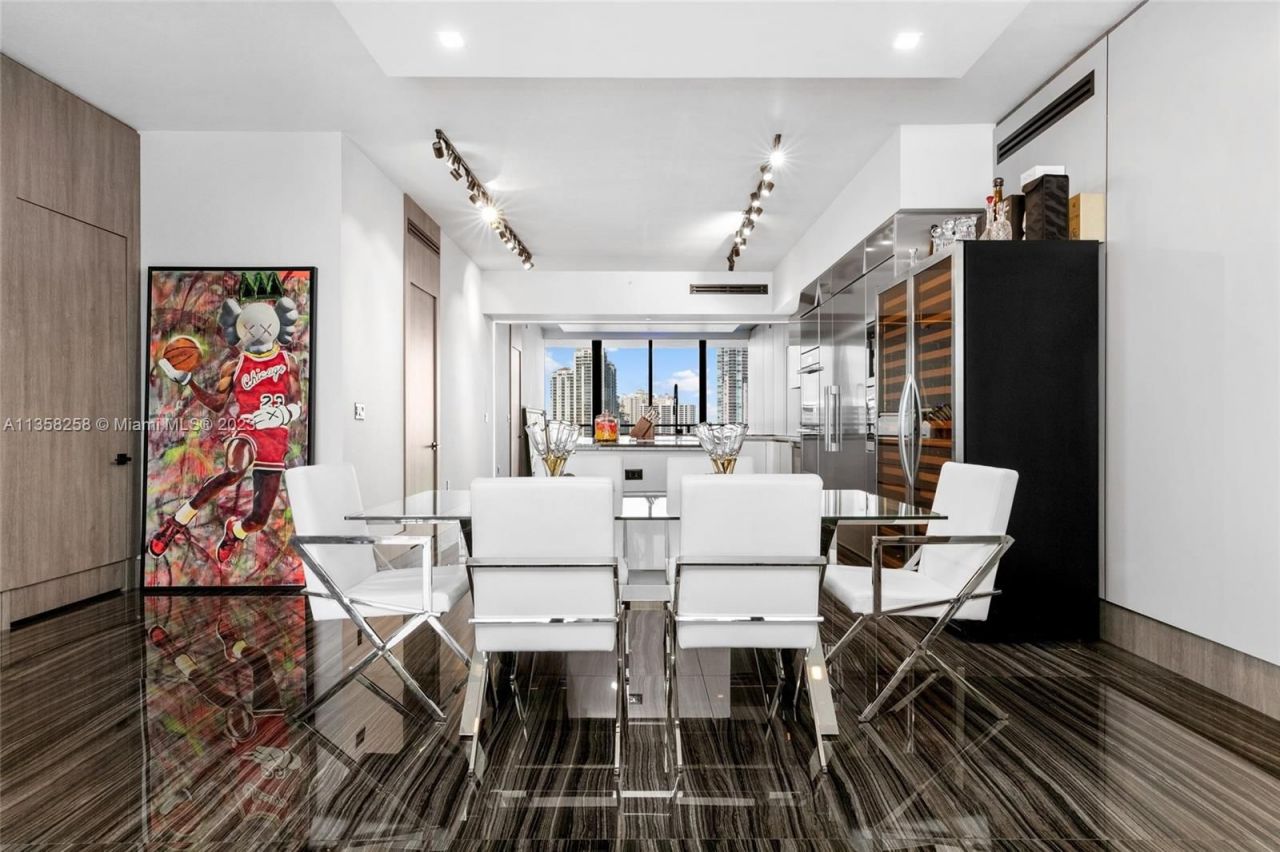 Квартира в Майами, США, 260 м² - фото 12