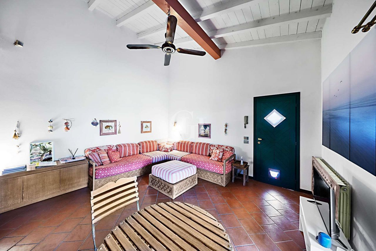 Таунхаус у озера Гарда, Италия, 82 м² - фото 2