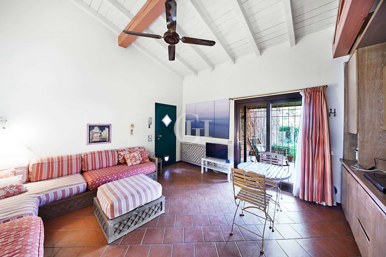 Таунхаус у озера Гарда, Италия, 82 м² - фото 3