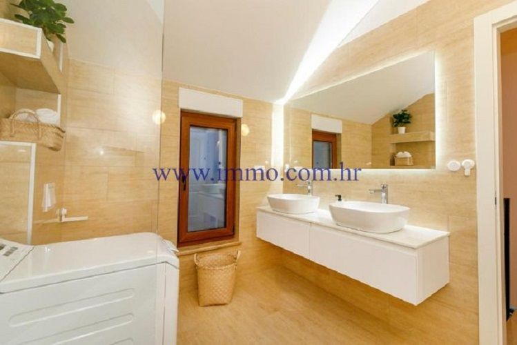 Вилла в Сплите, Хорватия, 465 м² - фото 5