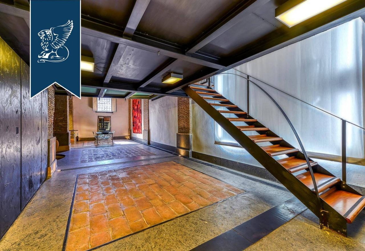 Дом в Риме, Италия, 250 м² - фото 1