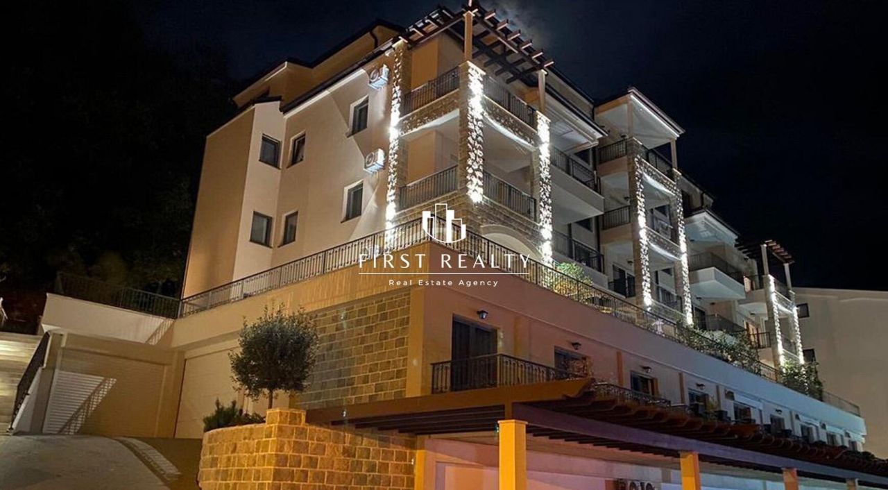 Квартира в Будве, Черногория, 45 м² - фото 1